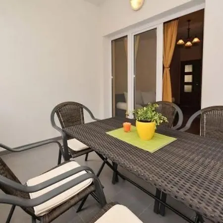 Studio Fur 6 Personen Ca 55 Qm In Srima, Dalmatien Norddalmatien - B60477 Apartment