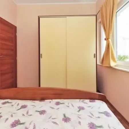Studio Fur 6 Personen Ca 55 Qm In Srima, Dalmatien Norddalmatien - B60477 *